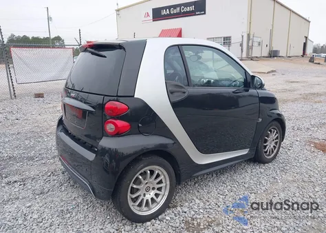 2013 Smart Fortwo Passion from USA, damaged, VIN WMEEJ3BA3DK683074